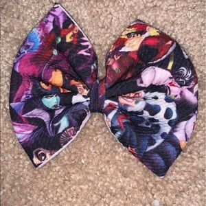 Disney Bow
